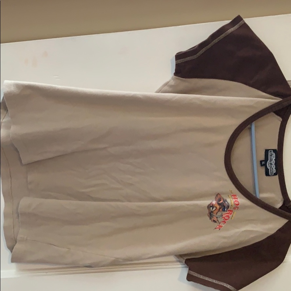 brown top